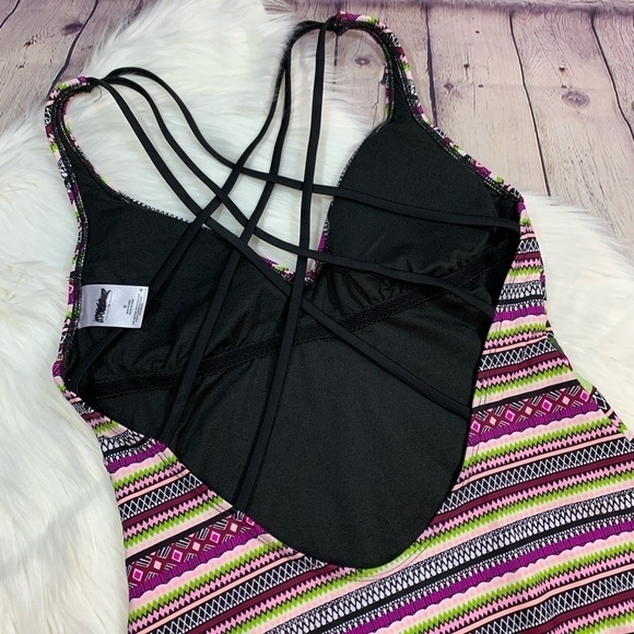 NWOT Mossimo Strappy Floral One Piece Swim - Picture 10 of 11